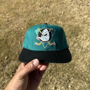 Vintage 90s Mighty Ducks Disney SnapBack